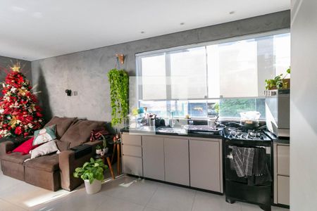 Cozinha de apartamento para alugar com 1 quarto, 75m² em Barro Preto, Belo Horizonte
