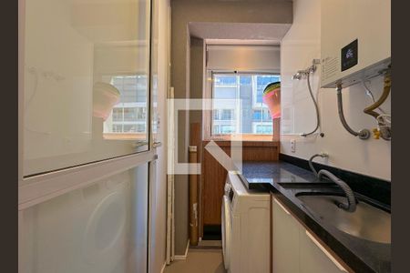 Apartamento à venda com 69m², 2 quartos e 1 vagaÁrea de Serviço