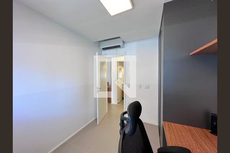 Apartamento à venda com 69m², 2 quartos e 1 vagaQuarto 2