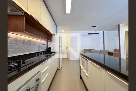 Apartamento à venda com 69m², 2 quartos e 1 vagaCozinha