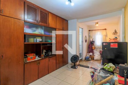 Casa à venda com 240m², 2 quartos e 2 vagas Casa à venda com 240m², 2 quartos e 2 vagasSuíte 2