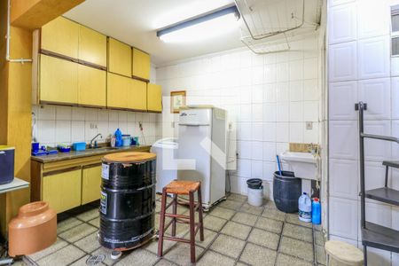 Casa à venda com 240m², 2 quartos e 2 vagas Casa à venda com 240m², 2 quartos e 2 vagasÁrea de Serviço/Churrasqueira