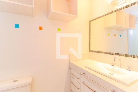 Banheiro de apartamento à venda com 1 quarto, 35m² em Santo Amaro, São Paulo