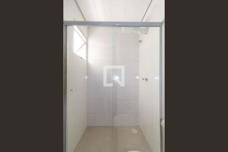 Apartamento para alugar com 41m², 2 quartos e sem vagaBanheiro 