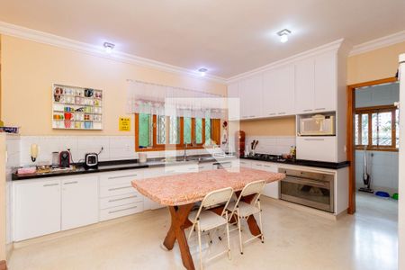 Casa à venda com 268m², 3 quartos e 4 vagas Casa à venda com 268m², 3 quartos e 4 vagasCozinha