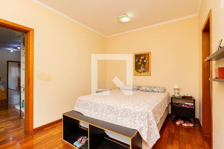 Casa à venda com 268m², 3 quartos e 4 vagas Casa à venda com 268m², 3 quartos e 4 vagasQuarto 3 - Suíte