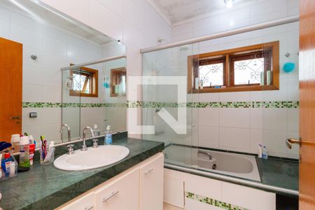 Casa à venda com 268m², 3 quartos e 4 vagas Casa à venda com 268m², 3 quartos e 4 vagasBanheiro - Suíte