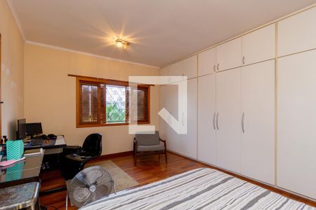 Casa à venda com 268m², 3 quartos e 4 vagas Casa à venda com 268m², 3 quartos e 4 vagasQuarto 1