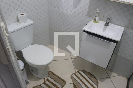Casa à venda com 140m², 3 quartos e 2 vagasBanheiro 2