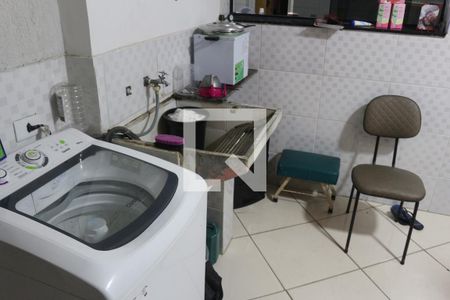 Casa à venda com 140m², 3 quartos e 2 vagasLavanderia