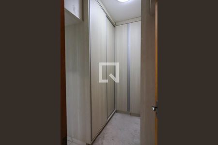 Casa para alugar com 308m², 4 quartos e 3 vagasCloset
