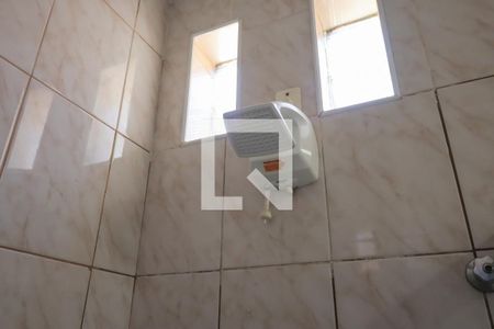 Casa para alugar com 308m², 4 quartos e 3 vagasChuveiro