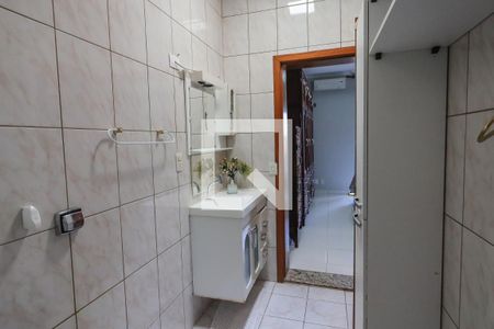 Casa para alugar com 308m², 4 quartos e 3 vagasBanheiro Suíte 2