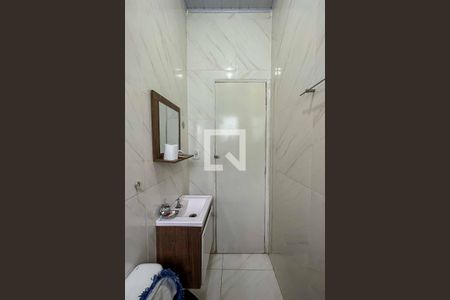 Casa à venda com 88m², 2 quartos e 1 vagaBanheiro