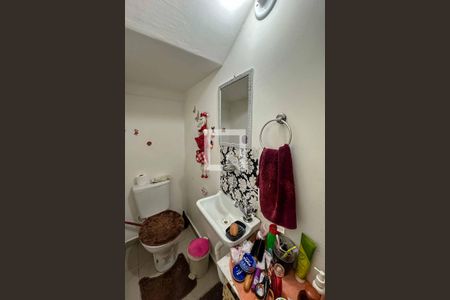 Casa à venda com 88m², 2 quartos e 1 vagaLavabo