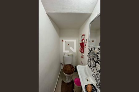 Casa à venda com 88m², 2 quartos e 1 vagaLavabo