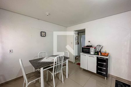 Casa à venda com 88m², 2 quartos e 1 vagaCozinha