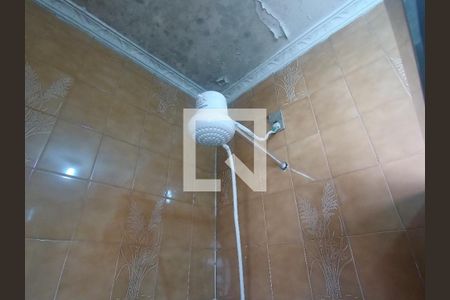 Casa à venda com 200m², 3 quartos e 3 vagasBanheiro da Suíte 02