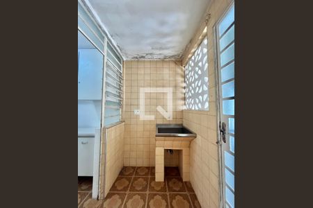 Casa à venda com 280m², 5 quartos e 2 vagasÁrea de Serviço