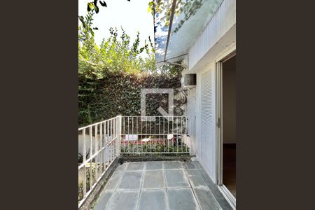 Casa à venda com 280m², 5 quartos e 2 vagasVaranda da Suíte