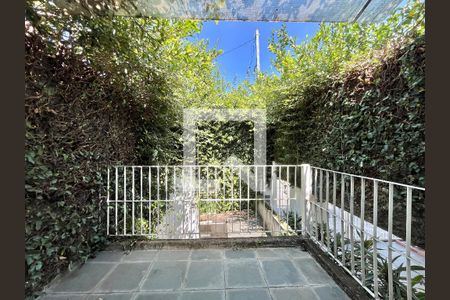 Casa à venda com 280m², 5 quartos e 2 vagasVaranda da Suíte