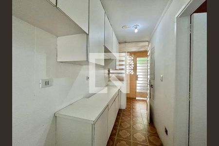Casa à venda com 280m², 5 quartos e 2 vagasÁrea de Serviço