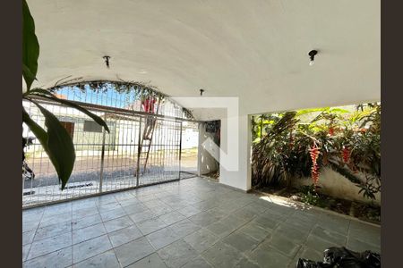 Casa à venda com 280m², 5 quartos e 2 vagasGaragem