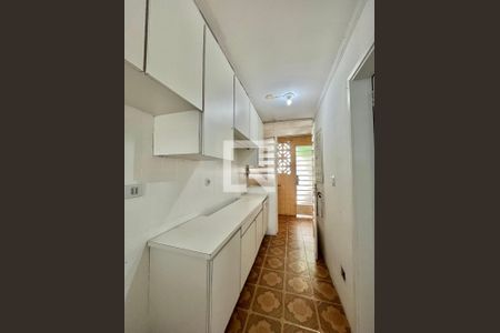 Casa à venda com 280m², 5 quartos e 2 vagasÁrea de Serviço