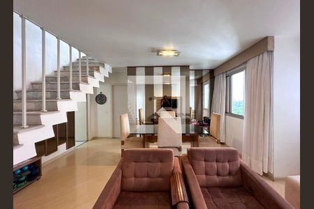 Sala de apartamento à venda com 2 quartos, 240m² em Granja Julieta, São Paulo