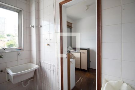 Apartamento para alugar com 65m², 3 quartos e 1 vagaÁrea de serviço