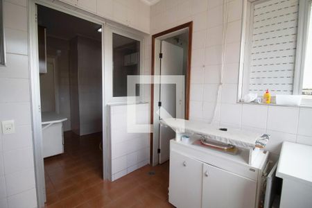 Apartamento para alugar com 65m², 3 quartos e 1 vagaÁrea de serviço