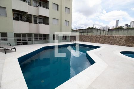 Apartamento para alugar com 65m², 3 quartos e 1 vagaÁrea comum - Piscina