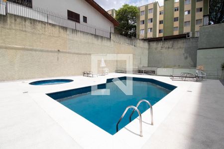 Apartamento para alugar com 65m², 3 quartos e 1 vagaÁrea comum - Piscina