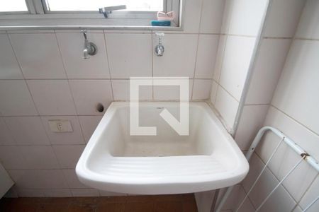 Apartamento para alugar com 65m², 3 quartos e 1 vagaÁrea de serviço