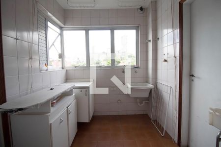 Apartamento para alugar com 65m², 3 quartos e 1 vagaÁrea de serviço