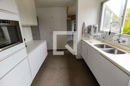 Apartamento para alugar com 200m², 3 quartos e 3 vagasCozinha - Armários