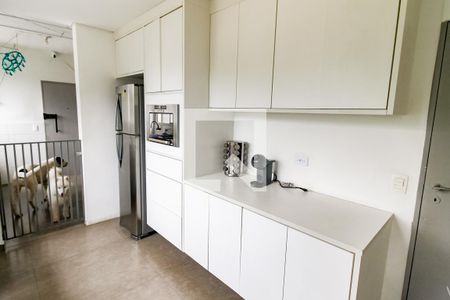 Apartamento para alugar com 200m², 3 quartos e 3 vagasCozinha - Armários