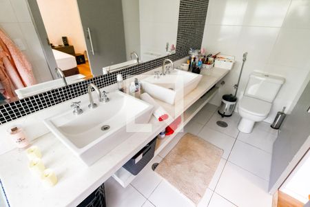 Apartamento para alugar com 200m², 3 quartos e 3 vagasBanheiro da Suíte 1