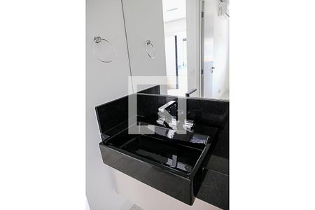 Banheiro de apartamento para alugar com 1 quarto, 45m² em Jardim Santo Amaro, São Paulo