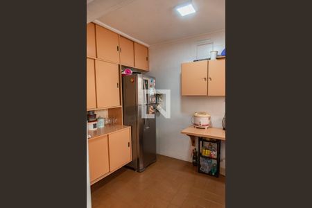 Casa à venda com 180m², 3 quartos e 2 vagasCozinha