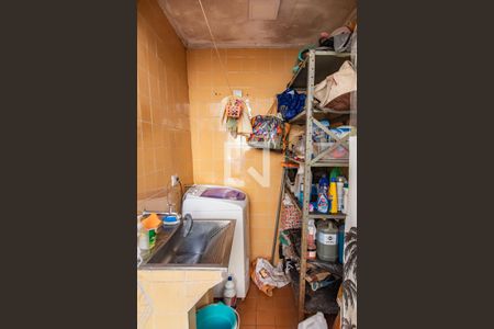 Casa à venda com 180m², 3 quartos e 2 vagasÁrea de serviço