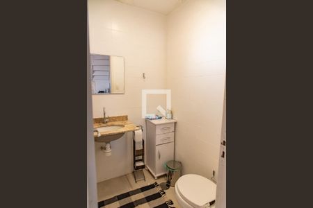 Casa à venda com 180m², 3 quartos e 2 vagasLavabo