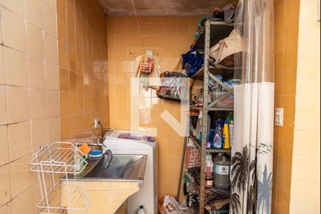 Casa à venda com 180m², 3 quartos e 2 vagasÁrea de serviço