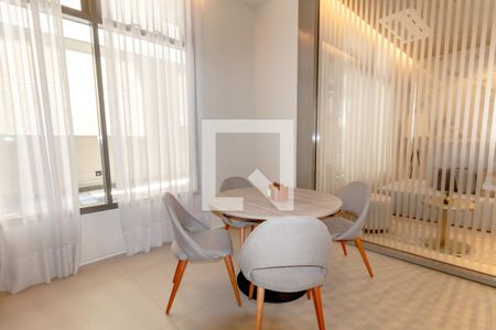Studio para alugar com 45m², 1 quarto e 1 vaga Studio para alugar com 45m², 1 quarto e 1 vagaÁrea comum - Sala de reunião