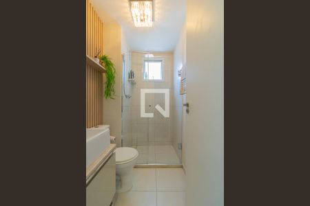 Apartamento à venda com 73m², 2 quartos e 2 vagas Apartamento à venda com 73m², 2 quartos e 2 vagasBanheiro da Suíte