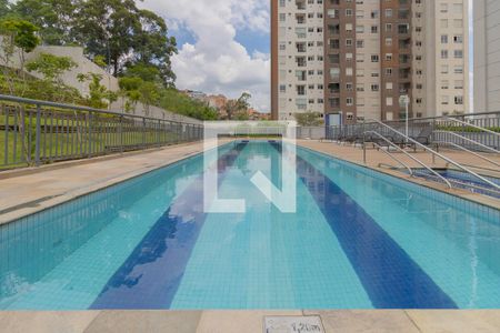 Apartamento à venda com 73m², 2 quartos e 2 vagas Apartamento à venda com 73m², 2 quartos e 2 vagasÁrea comum - Piscina