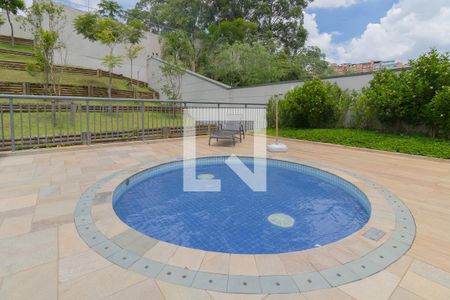Apartamento à venda com 73m², 2 quartos e 2 vagas Apartamento à venda com 73m², 2 quartos e 2 vagasÁrea comum - Piscina