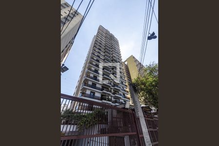 Apartamento à venda com 136m², 3 quartos e 3 vagasFachada