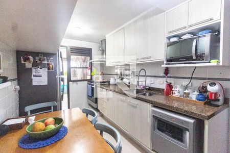 Apartamento à venda com 136m², 3 quartos e 3 vagasCozinha