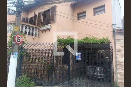 Casa à venda com 157m², 3 quartos e 2 vagas Casa à venda com 157m², 3 quartos e 2 vagasInstalação de plaquinha